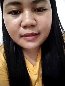 Snapshot of big_booty15 chatting on November 28, 2025, 2:47 am big booty15 online show from November 28, 2025, 2:47 am