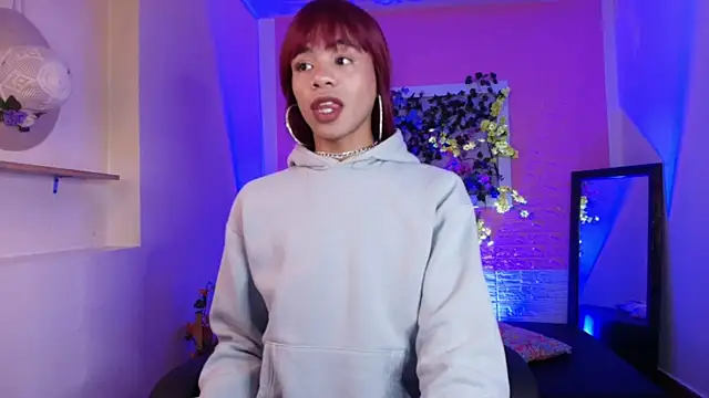 Katy bratz  online show from October 3, 2025, 3:03 am