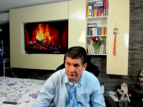 SpartacusDaddy48 online show from February 8, 2026, 10:07 am