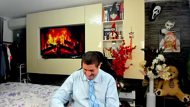 SpartacusDaddy48 online show from March 26, 2026, 12:55 pm