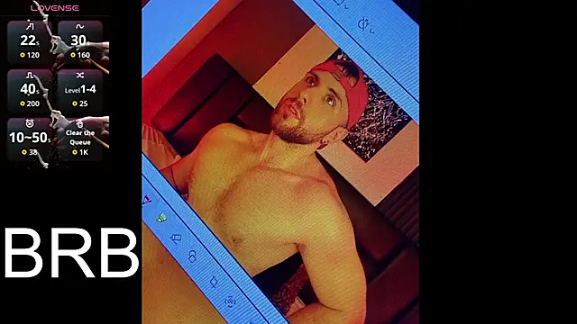 Maximo Wolff online show from December 5, 2025, 6:33 am