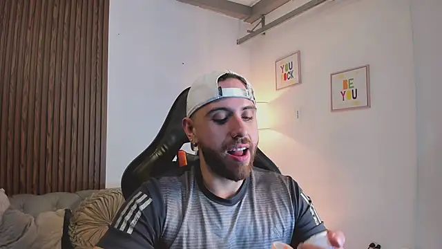 Maximo Wolff online show from February 14, 2026, 8:27 pm