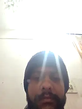 Snapshot of desir3dlund chatting on January 11, 2026, 2:49 am desir3dlund online show from January 11, 2026, 2:49 am