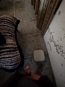 Snapshot of desir3dlund chatting on January 18, 2026, 2:37 am desir3dlund online show from January 18, 2026, 2:37 am