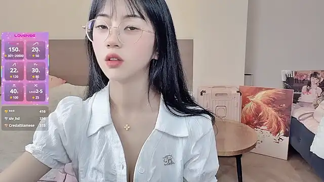 nini a online show from February 6, 2026, 11:57 am