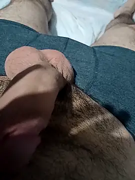 Snapshot of Hamzadz123 chatting on November 4, 2025, 6:40 pm Hamzadz123 online show from November 4, 2025, 6:40 pm