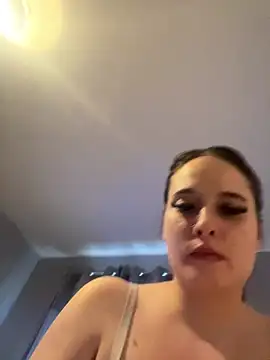 LollyLove  online show from February 15, 2026, 11:19 am