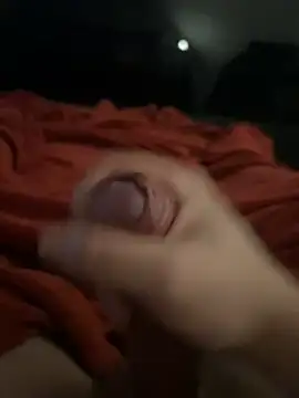 Snapshot of hardbwc27 chatting on December 14, 2025, 1:16 pm hardbwc27 online show from December 14, 2025, 1:16 pm