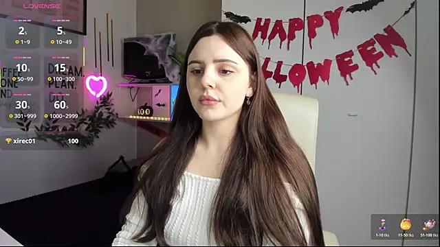 LiaWoow online show from November 1, 2025, 2:30 pm