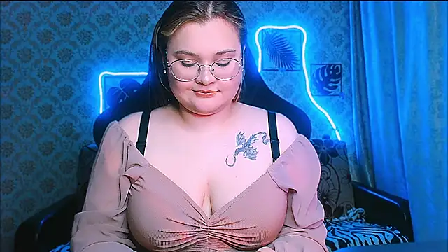 InLoveWithLife26 online show from July 24, 2026, 7:34 pm
