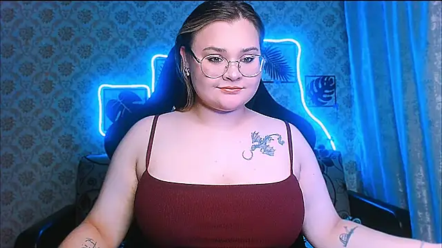 InLoveWithLife26 online show from July 25, 2026, 7:55 pm