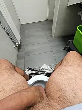 flirt 23 online show from April 11, 2026, 7:45 am