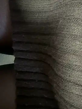 HiddenHoneyLDN online show from November 6, 2025, 2:18 pm