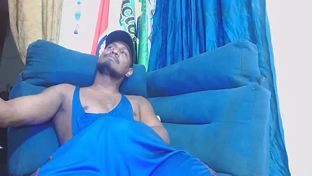 ElCaballeroNegro24 online show from February 3, 2026, 3:37 am