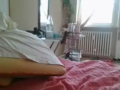 ITALIANASISIXX online show from March 2, 2026, 1:07 pm