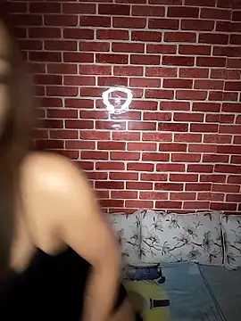 HotGinger66 online show from November 19, 2025, 12:38 pm