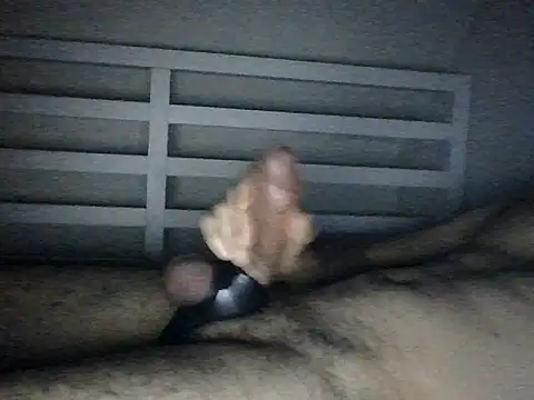 koloLoo32 online show from September 25, 2025, 6:00 pm