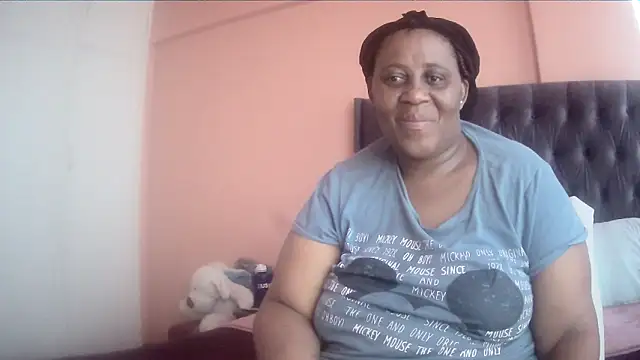 Snapshot of HUGEASSXXXXX chatting on March 28, 2026, 5:40 am HUGEASSXXXXX online show from March 28, 2026, 5:40 am