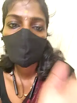 Snapshot of Honey_rosetamil chatting on May 1, 2026, 11:09 pm Honey rosetamil online show from May 1, 2026, 11:09 pm