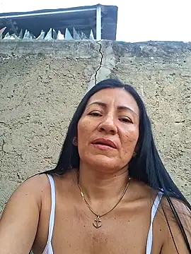 maturexxxnaughty online show from November 13, 2025, 12:15 pm