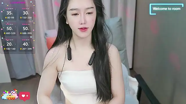 LINLIN-2025 online show from December 1, 2025, 2:11 pm