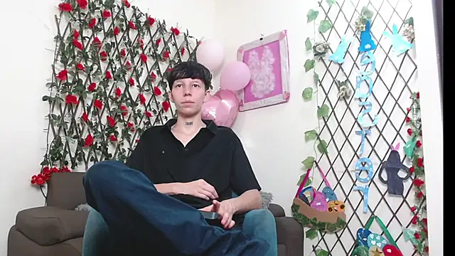 LiamBrown09 online show from April 2, 2026, 7:44 pm