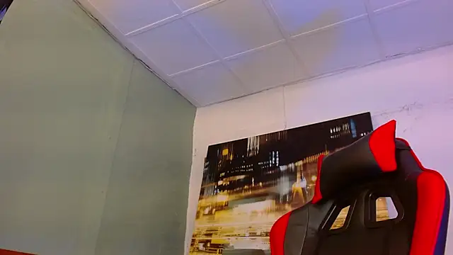 Snapshot of alexgiraldo__ chatting on June 22, 2026, 4:04 pm alexgiraldo online show from June 22, 2026, 4:04 pm