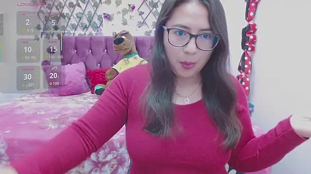 Snapshot of Estrella__sex chatting on September 9, 2025, 8:30 pm Estrella  sex online show from September 9, 2025, 8:30 pm