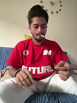 seenu2101 online show from April 27, 2026, 12:47 pm