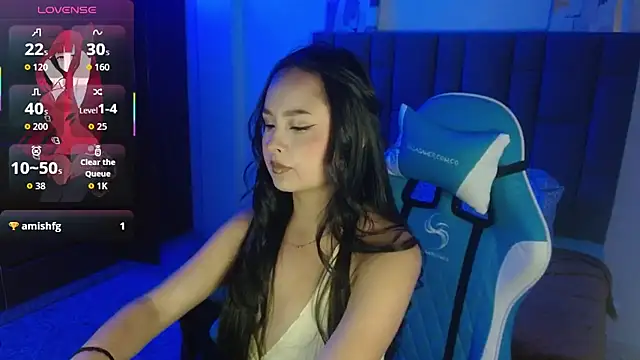 Snapshot of Emma-Flowers chatting on November 3, 2025, 7:59 pm Emma-Flowers online show from November 3, 2025, 7:59 pm