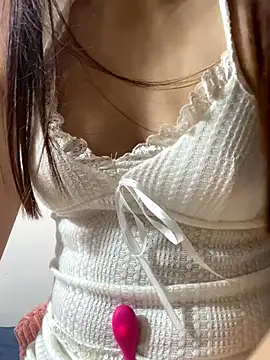 SiennaQueen18 online show from October 8, 2025, 5:27 am