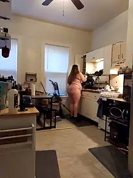 Love86Emily online show from December 8, 2024, 4:50 pm