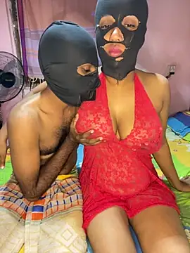 Snapshot of Sadaru_ chatting on October 30, 2025, 2:18 pm Sadaru  online show from October 30, 2025, 2:18 pm