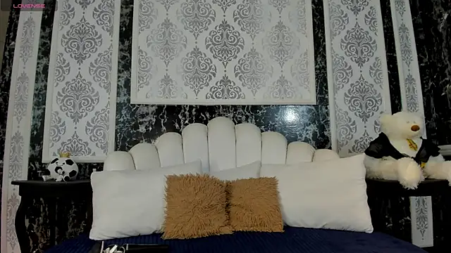 irenne wilsonn online show from February 10, 2026, 1:04 pm