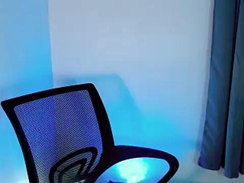 Snapshot of your_hottest_kim chatting on February 28, 2026, 3:13 pm your hottest kim online show from February 28, 2026, 3:13 pm