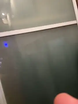 Snapshot of NakedYadi chatting on September 28, 2025, 8:25 pm NakedYadi online show from September 28, 2025, 8:25 pm