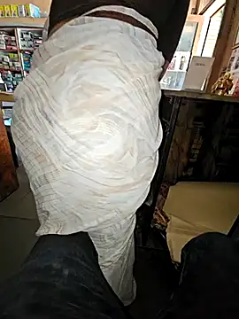 Snapshot of indianhotwife639 chatting on October 1, 2025, 6:30 am indianhotwife639 online show from October 1, 2025, 6:30 am