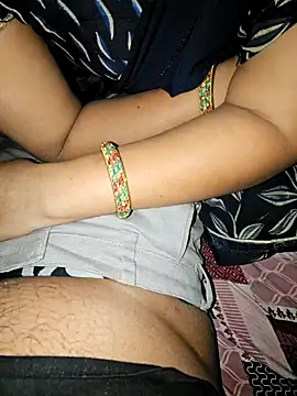 Snapshot of indianhotwife639 chatting on November 21, 2025, 5:22 pm indianhotwife639 online show from November 21, 2025, 5:22 pm