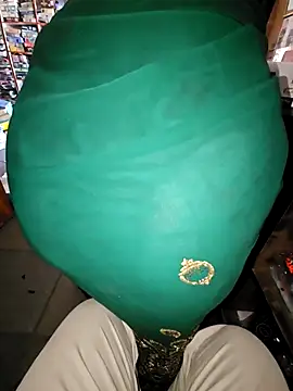 Snapshot of indianhotwife639 chatting on November 30, 2025, 4:49 am indianhotwife639 online show from November 30, 2025, 4:49 am