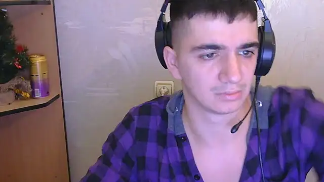 Victoria ooo online show from October 31, 2025, 5:14 pm