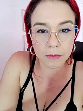 kim7  online show from April 9, 2026, 2:55 pm