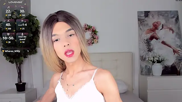 MadonnaRossi online show from April 22, 2026, 1:45 pm