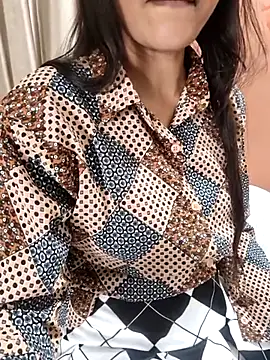 Shalu G online show from February 26, 2026, 9:41 am