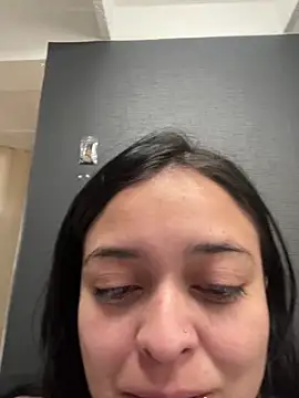 Emily Rivers  online show from October 16, 2025, 1:12 pm