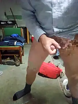 jayjy0303 online show from February 13, 2026, 3:02 am