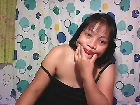 HottyElle online show from February 10, 2026, 6:39 am