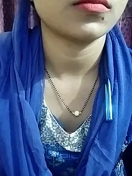 Snapshot of Varsha21 chatting on January 8, 2026, 11:01 am Varsha21 online show from January 8, 2026, 11:01 am