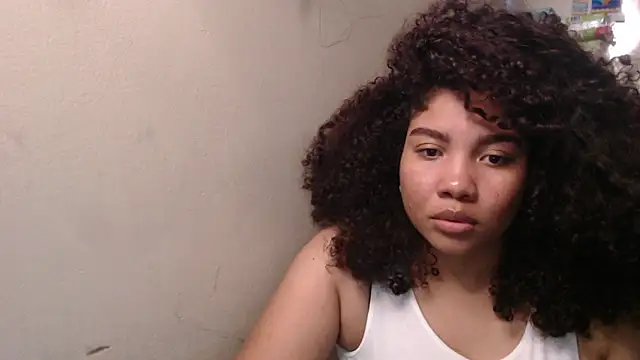 madelene online show from May 25, 2026, 1:22 am