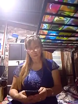 Snapshot of SexyHottMom chatting on January 18, 2026, 12:42 pm SexyHottMom online show from January 18, 2026, 12:42 pm