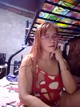 Snapshot of SexyHottMom chatting on February 9, 2026, 1:59 pm SexyHottMom online show from February 9, 2026, 1:59 pm